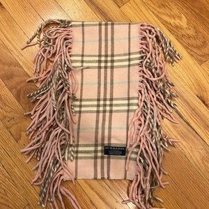 100% cashmere Burberry pink scarf